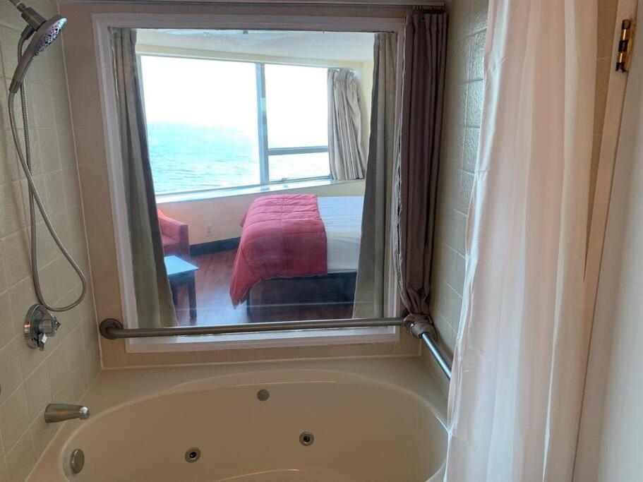 Apartment Atlantic Palace Beachfront Ocean View *